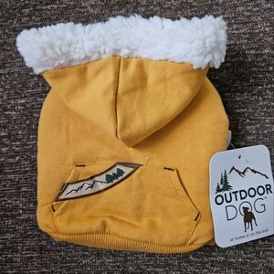 NWT Sherpa Warm Up Jacket for Dogs. XS. Outdoor Dog.